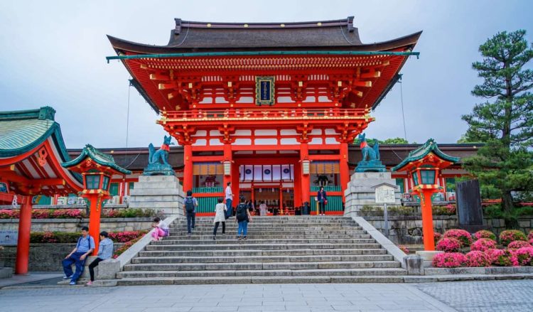 Read more about the article 5 great Japan destinations reached by car